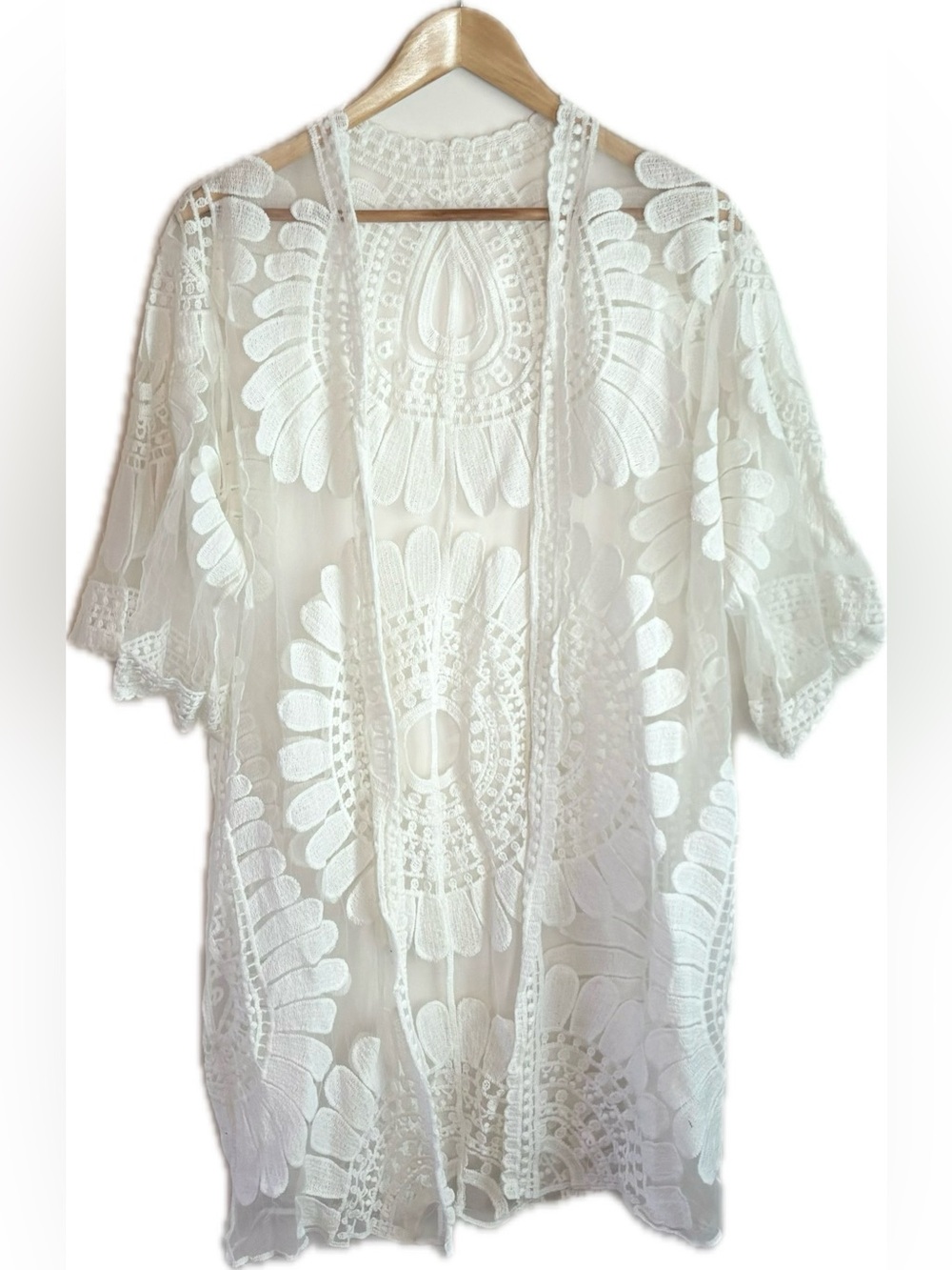 White Lace Embroidered Short-Sleeve Cardigan